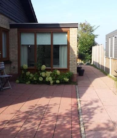 Modern En Sfeervol Appartement Aan Zee Met Airco Zoutelande Exterior foto